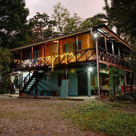 Hotel Casa Aldirica Cahuita Exteriér fotografie